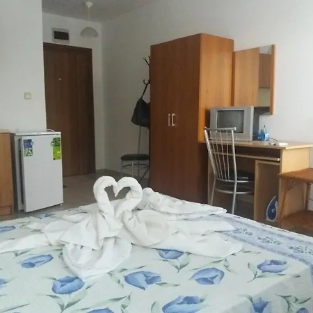 студио наде